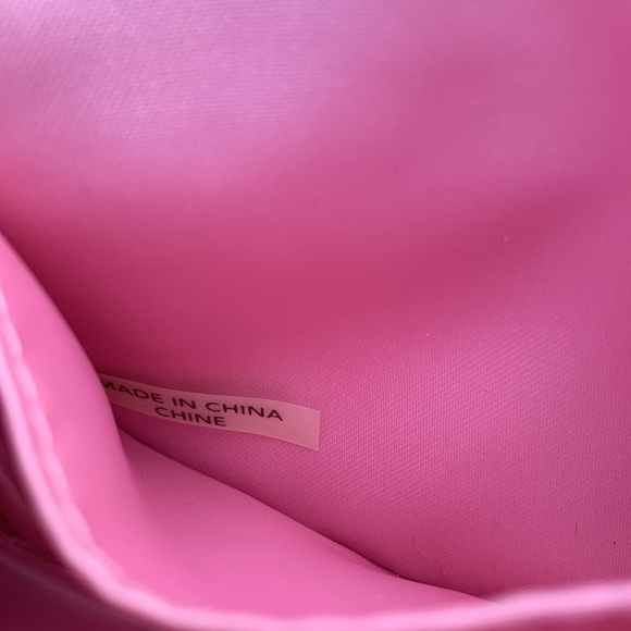 Coach Silver/Pewter Leather Pleated Medium Wristlet - Picture 15 of 16